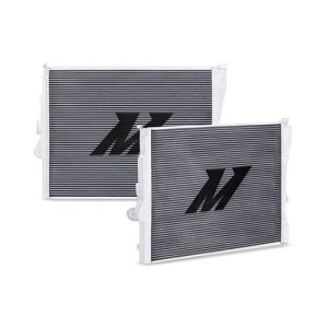 Mishimoto aluminium radiateur passend voor BMW 3 serie E46 323i, 325i, 328i en 330i automaat
